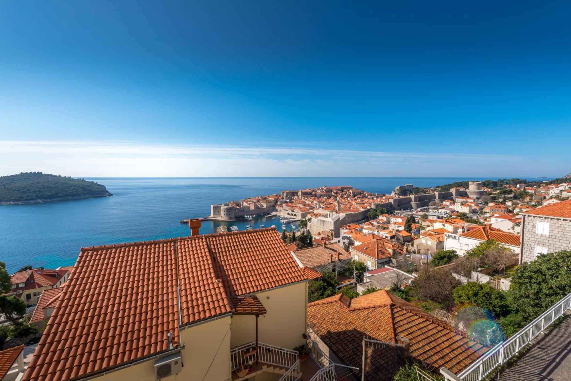 Portolan's Amazing Old Town & Sea View Apartamento